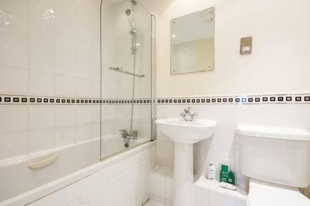 Central Reading Canal Side Apartment Sleeps 4 With Parking Luaran gambar